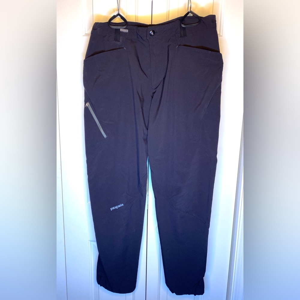 MEN’S Black Patagonia rock climbing pants